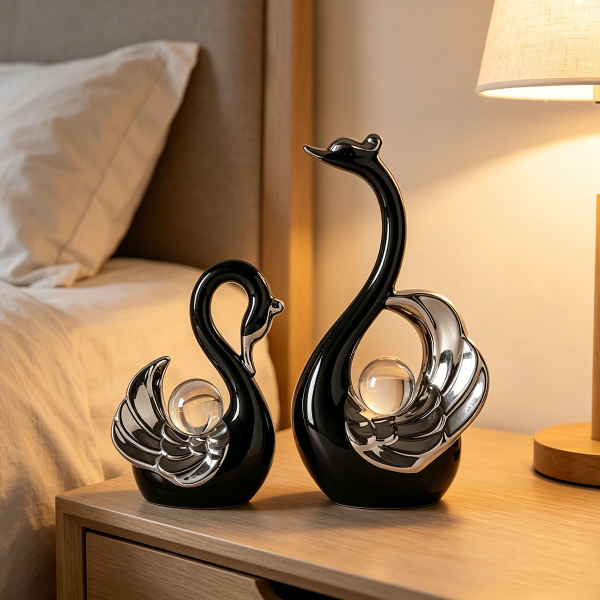 Ceramic Couple Swan Ornament W - Luxury Lifestyle Items recension och pris