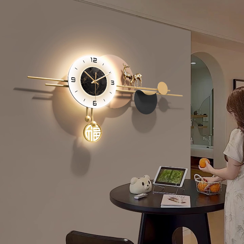 Light Luxury Interior Wall Clo - Luxury Lifestyle Homes recension och pris
