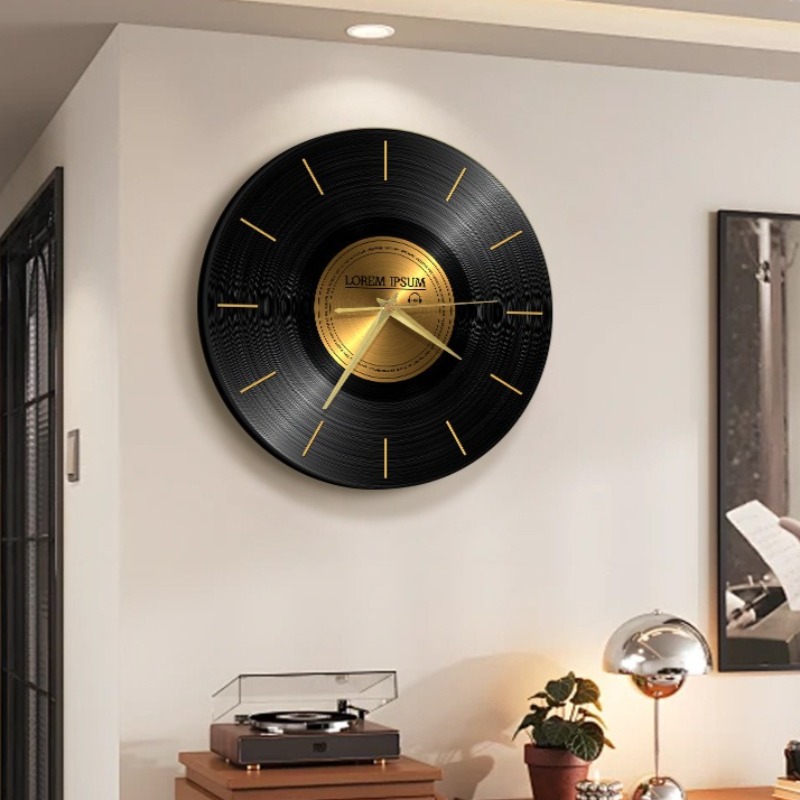 Vintage Wall Clock with Light  - Luxury Lifestyle Homes recension och pris